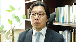 Dr. Taeyoon Lee Professor YONSEI UNIVERSITY