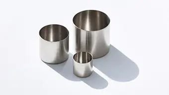 Image of platinum laboratory instrument